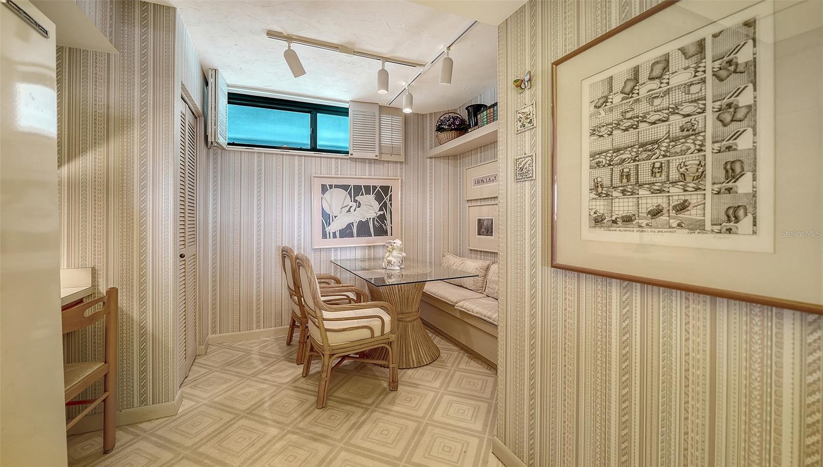 988 BLVD OF THE ARTS #1411