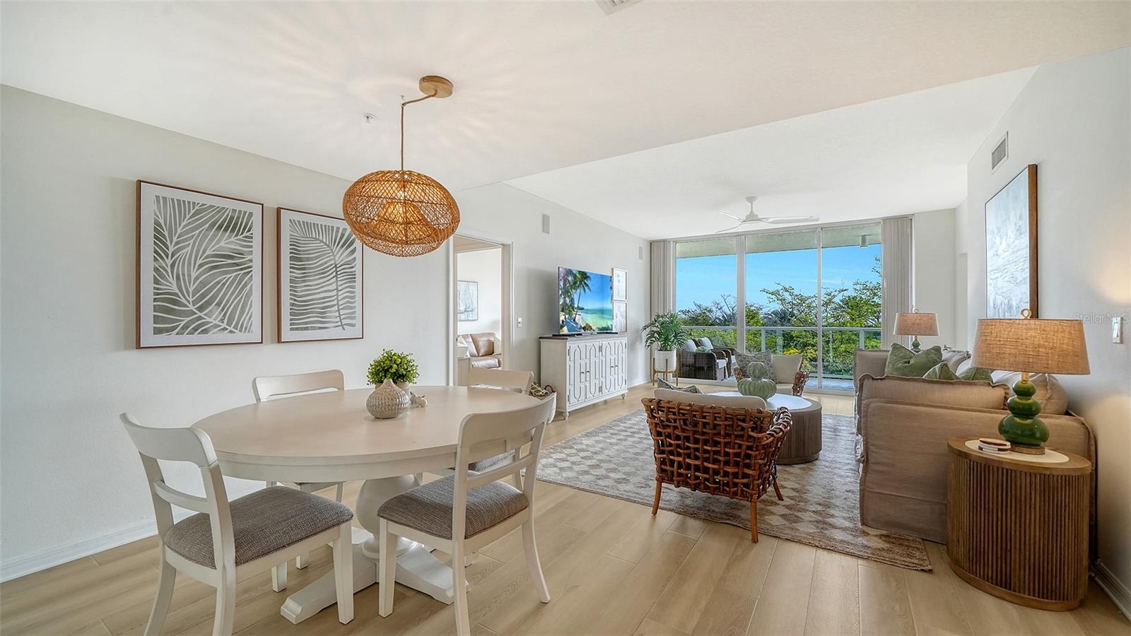 1800 BENJAMIN FRANKLIN DR #B308