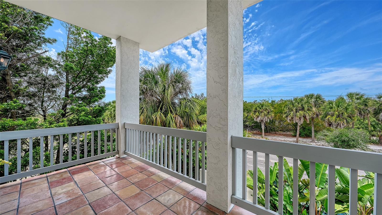 156 EMERSON DR