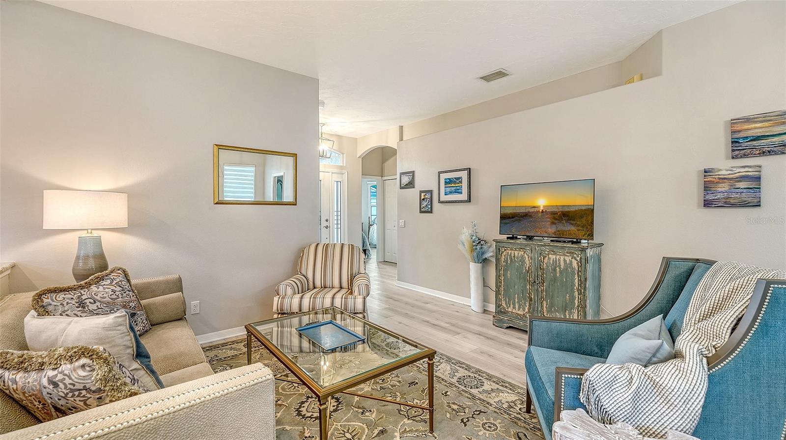 4444 EDINBRIDGE CIR #121