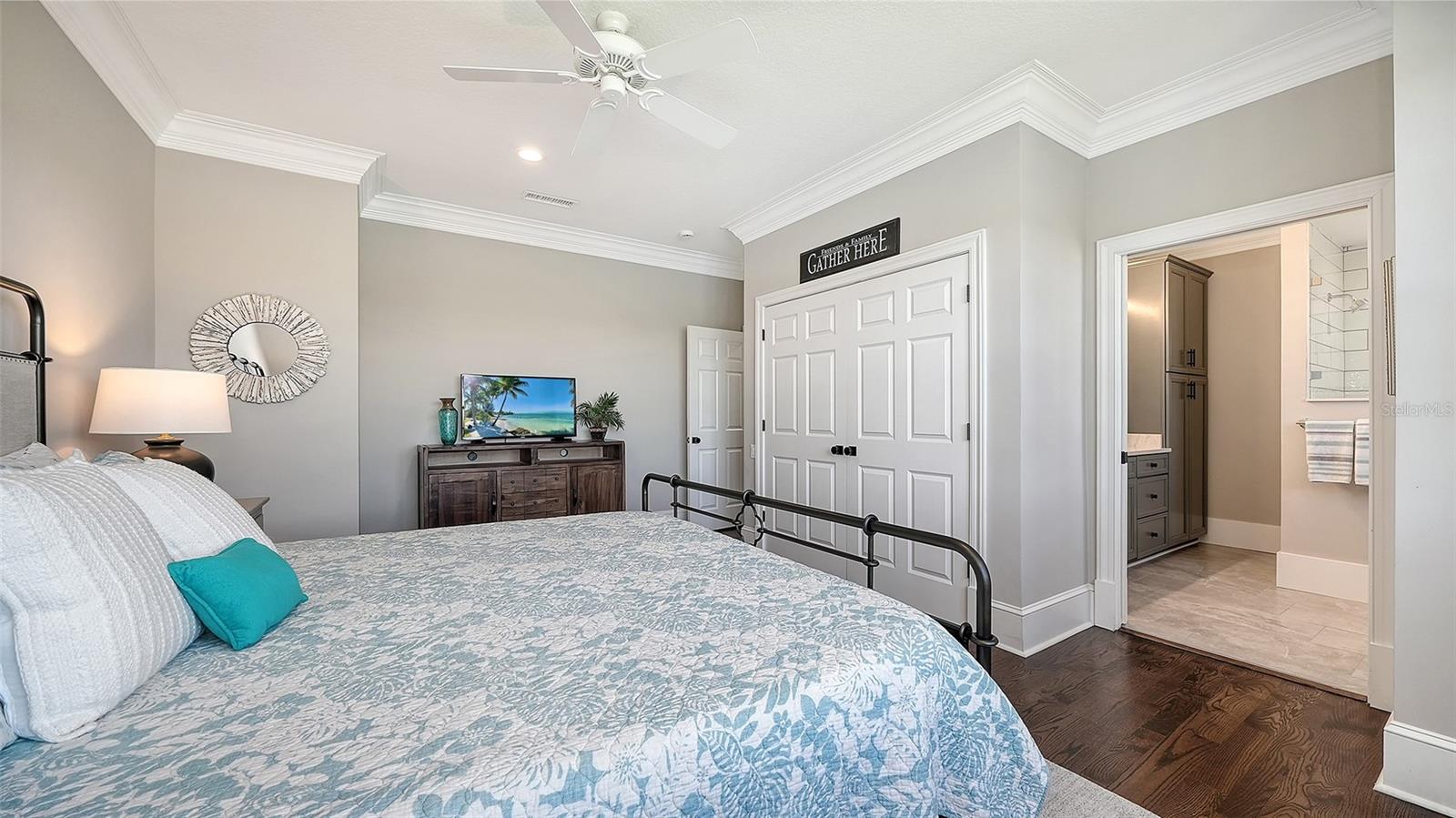 7467 CABBAGE PALM CT