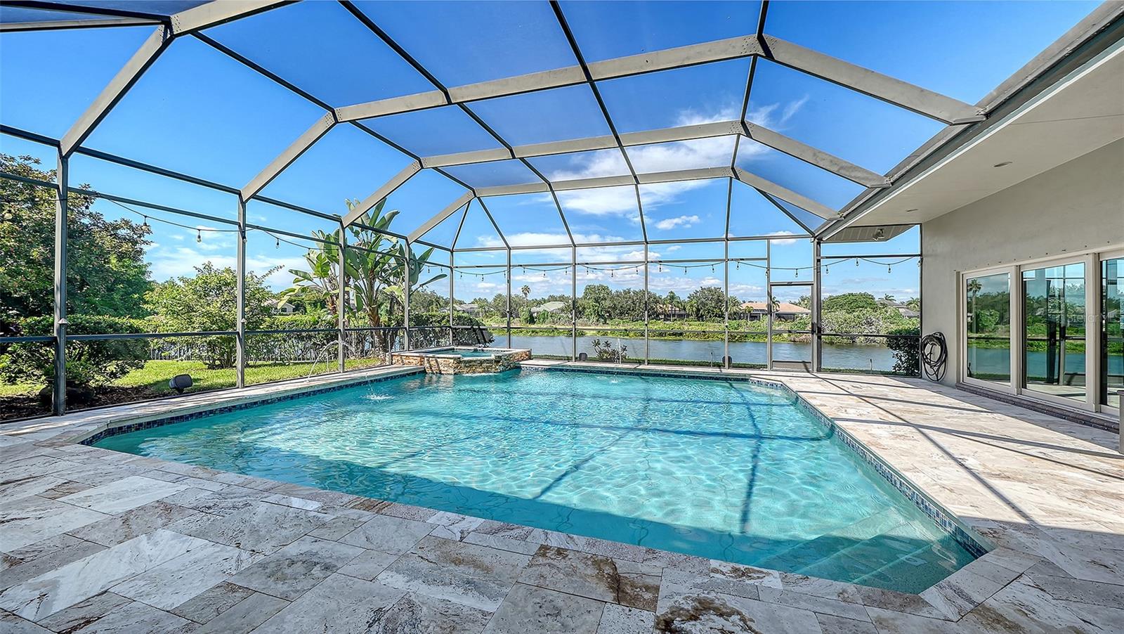 7467 CABBAGE PALM CT
