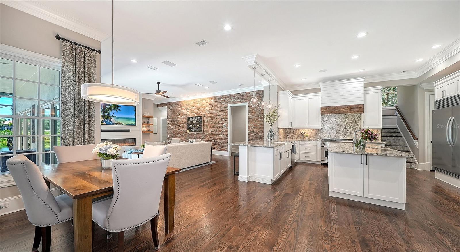 7467 CABBAGE PALM CT