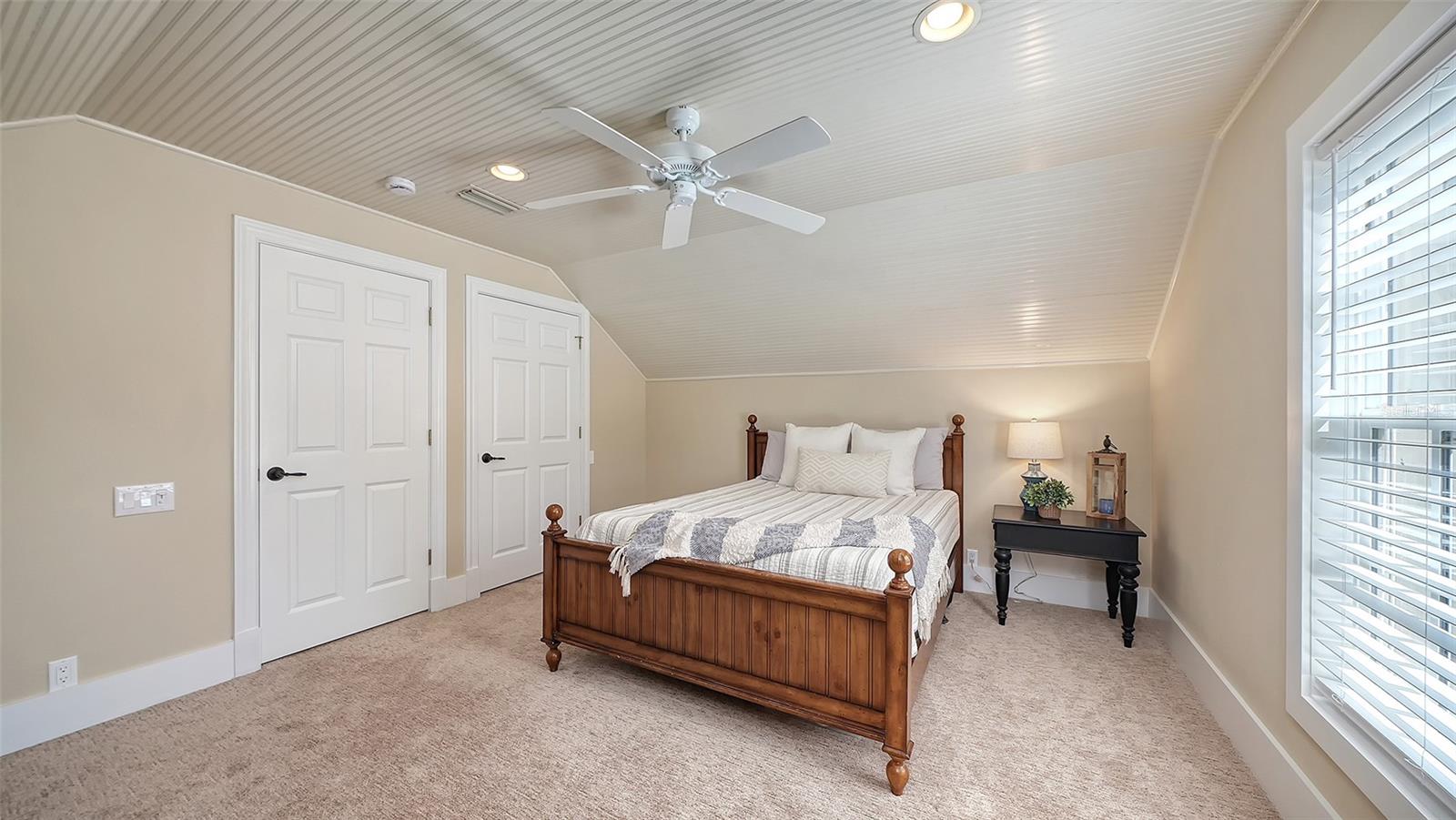 7467 CABBAGE PALM CT