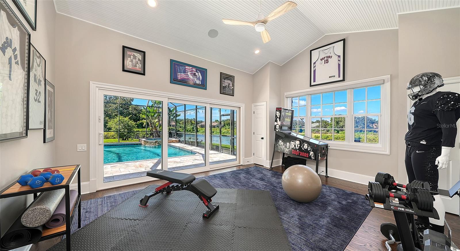 7467 CABBAGE PALM CT