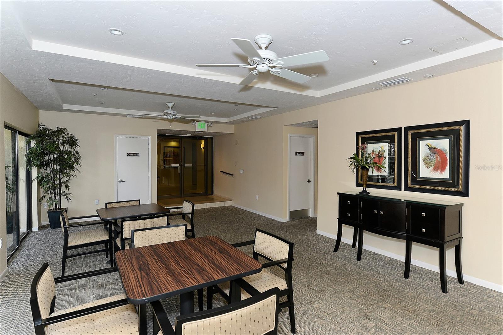 1102 BENJAMIN FRANKLIN DR #810