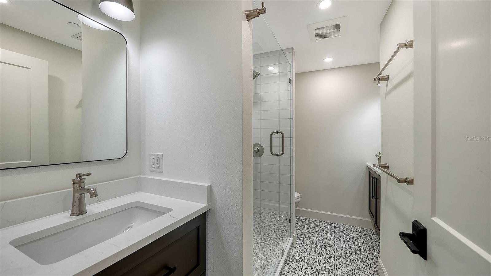 1102 BENJAMIN FRANKLIN DR #810