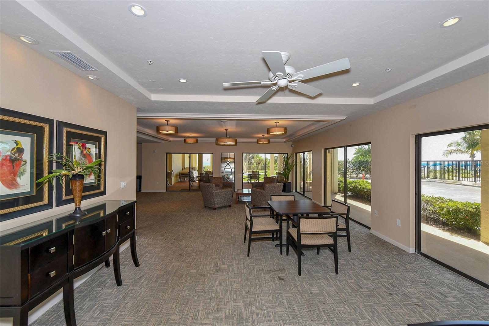 1102 BENJAMIN FRANKLIN DR #810