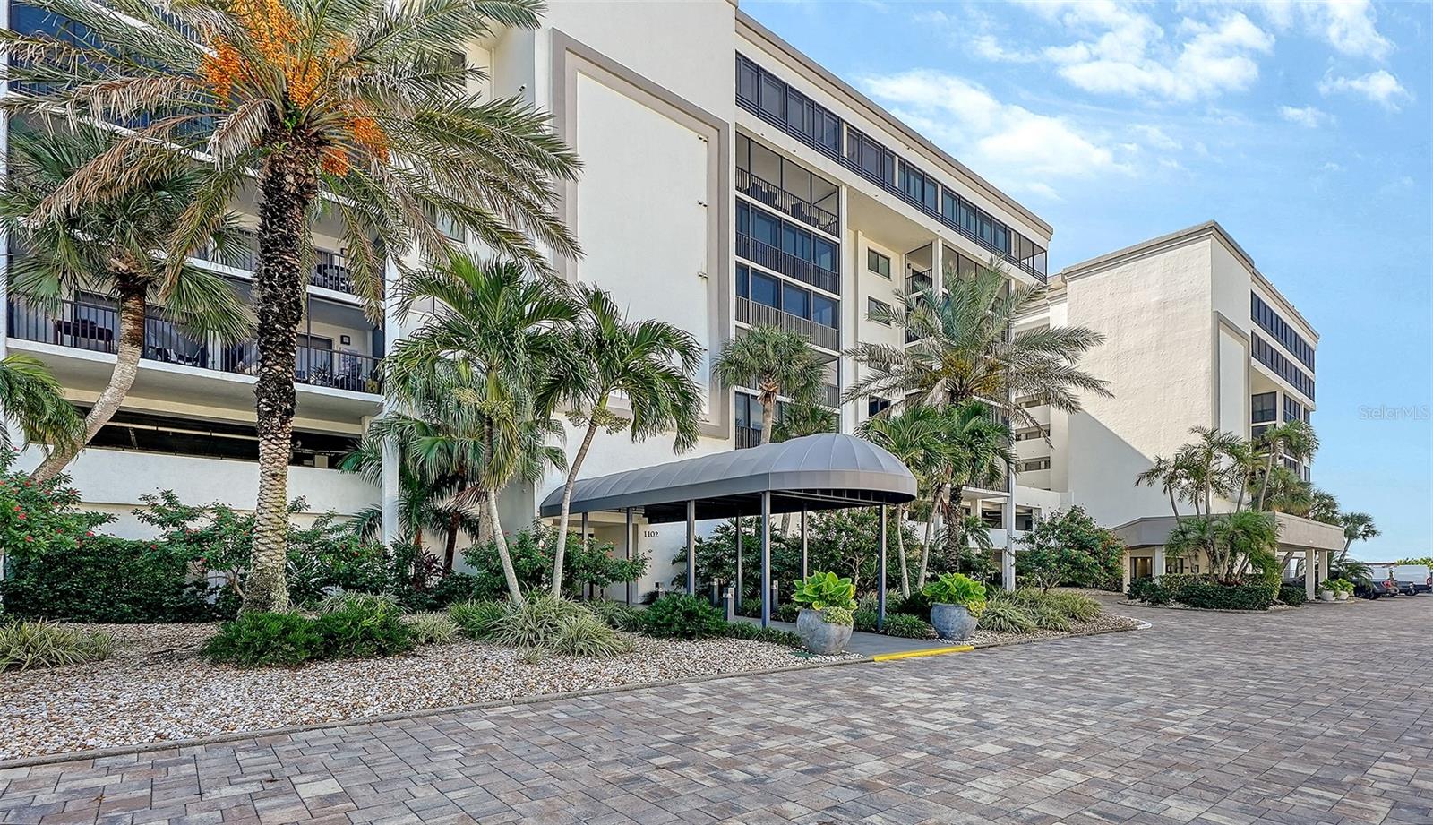 1102 BENJAMIN FRANKLIN DR #810