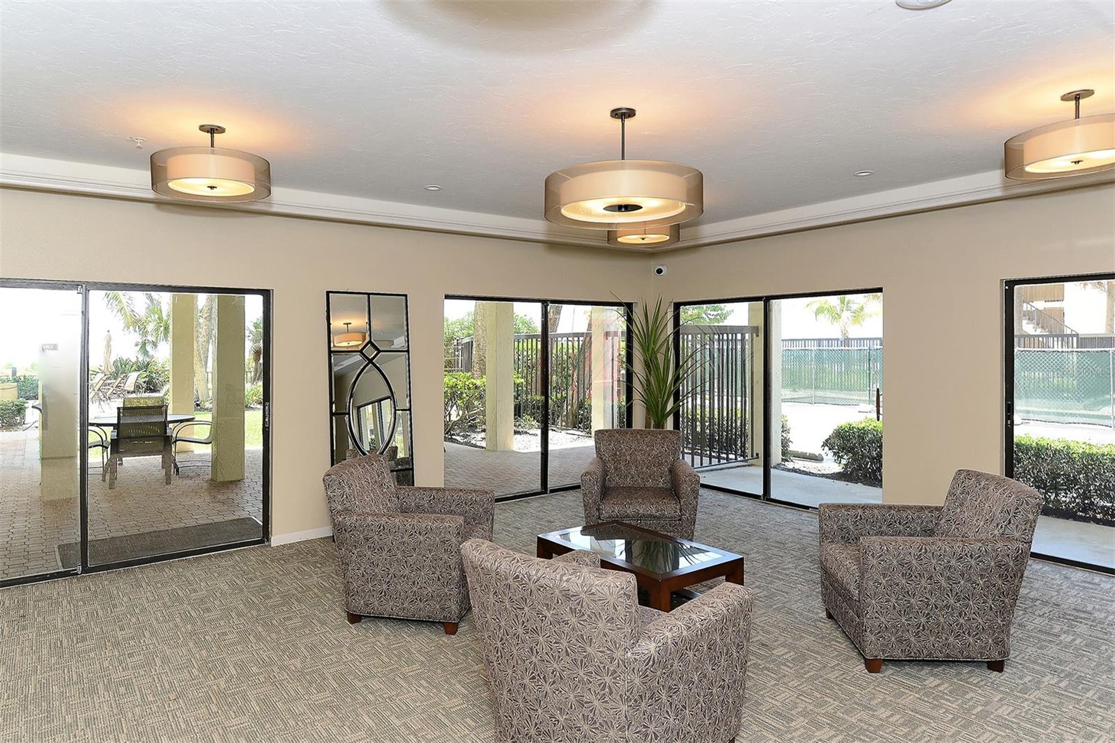 1102 BENJAMIN FRANKLIN DR #810