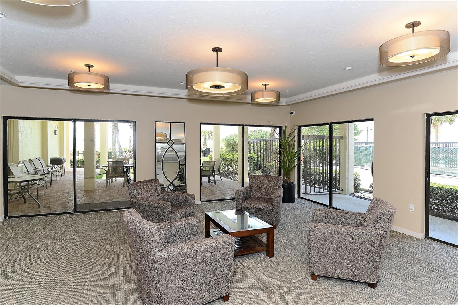 1102 BENJAMIN FRANKLIN DR #810