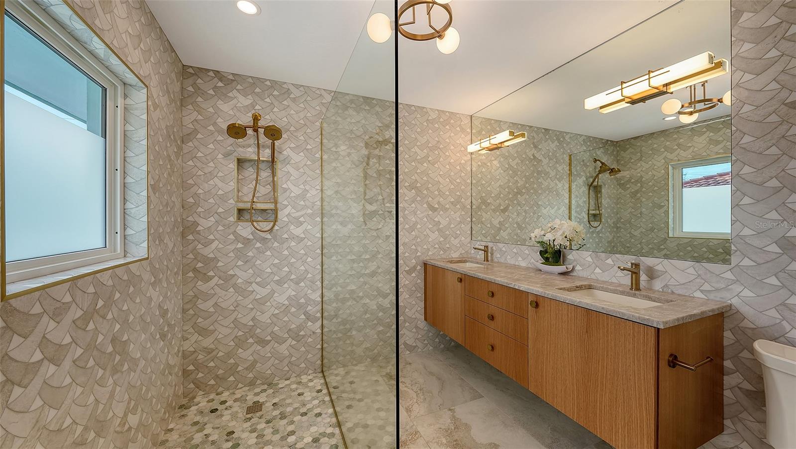 1967 BROOKHAVEN DR