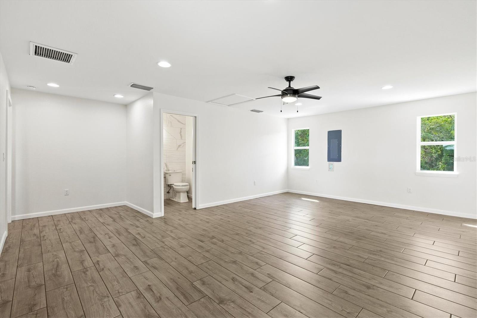 7131 SADDLE CREEK CIR