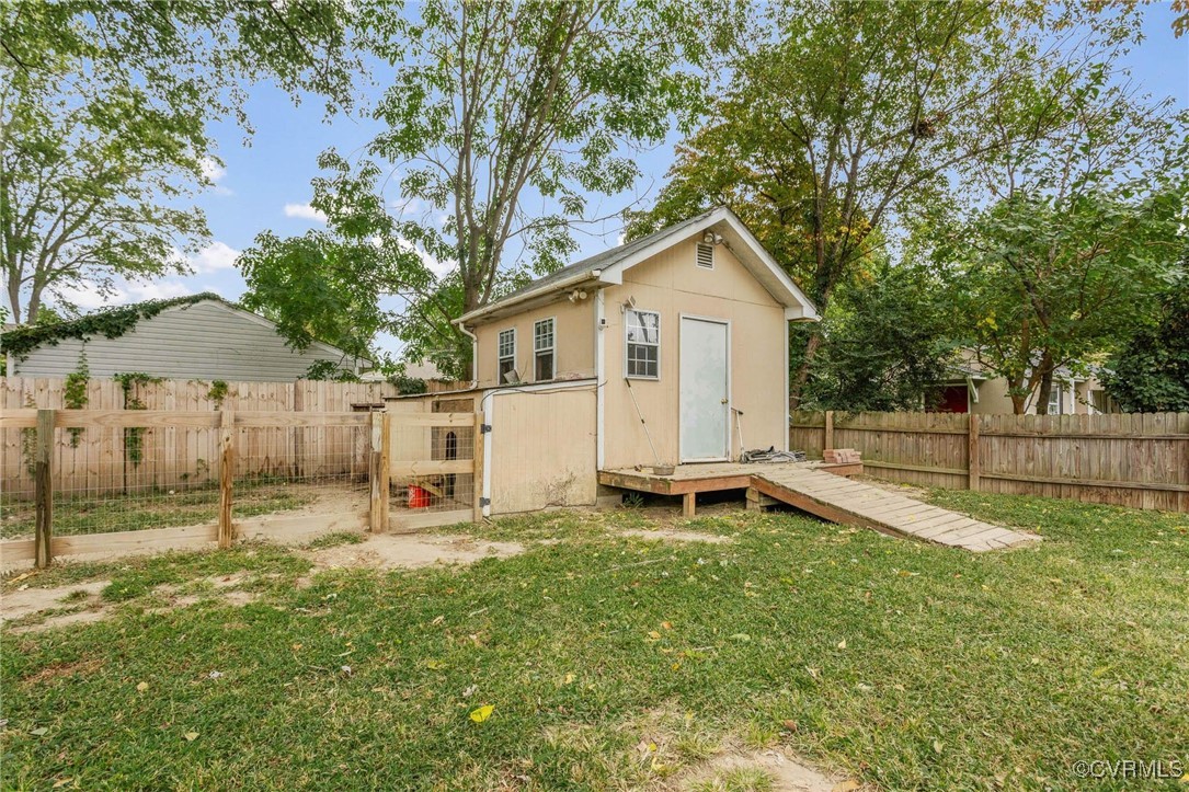 4516 Ridgecrest Ln