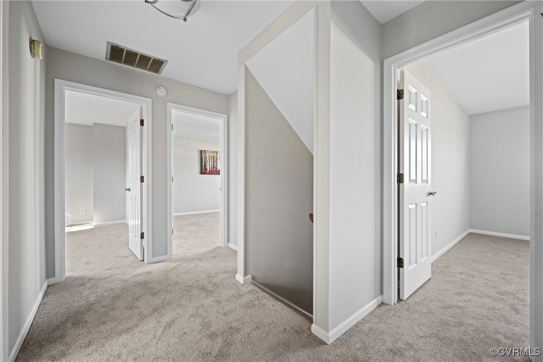 1225 Riveroaks Dr