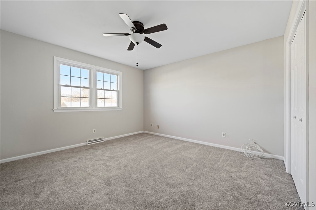 1225 Riveroaks Dr