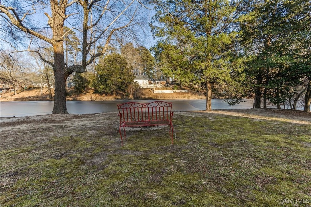 1007 Forestview Dr