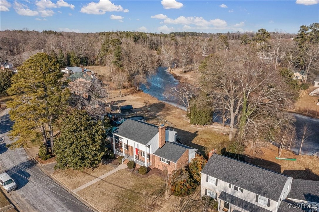 1007 Forestview Dr