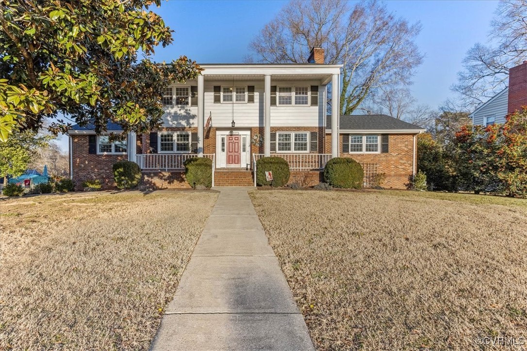 1007 Forestview Dr