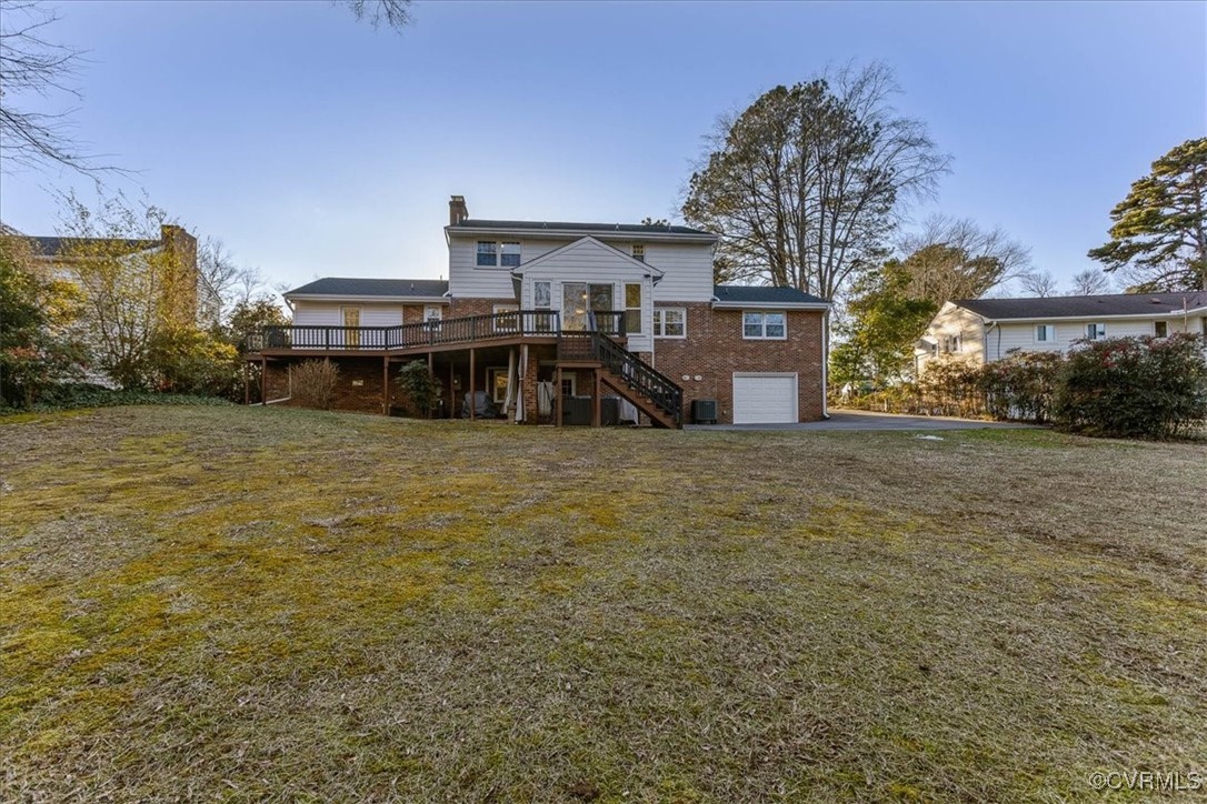 1007 Forestview Dr
