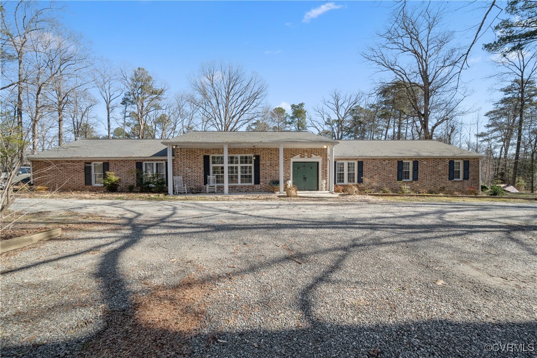 11200 Carriage Rd