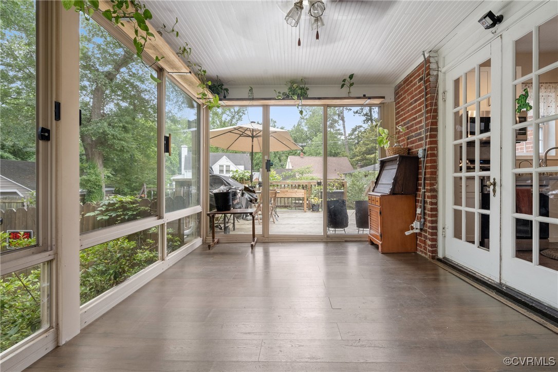 1942 Berkeley Ave