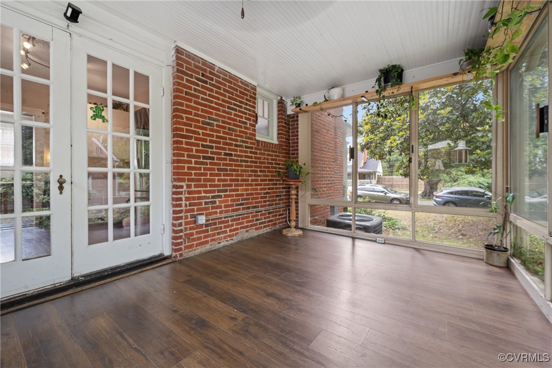 1942 Berkeley Ave