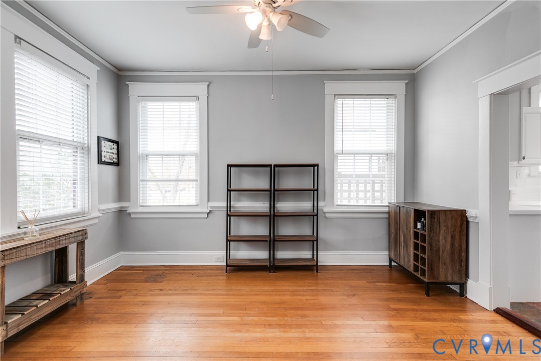 4809 E Seminary Ave