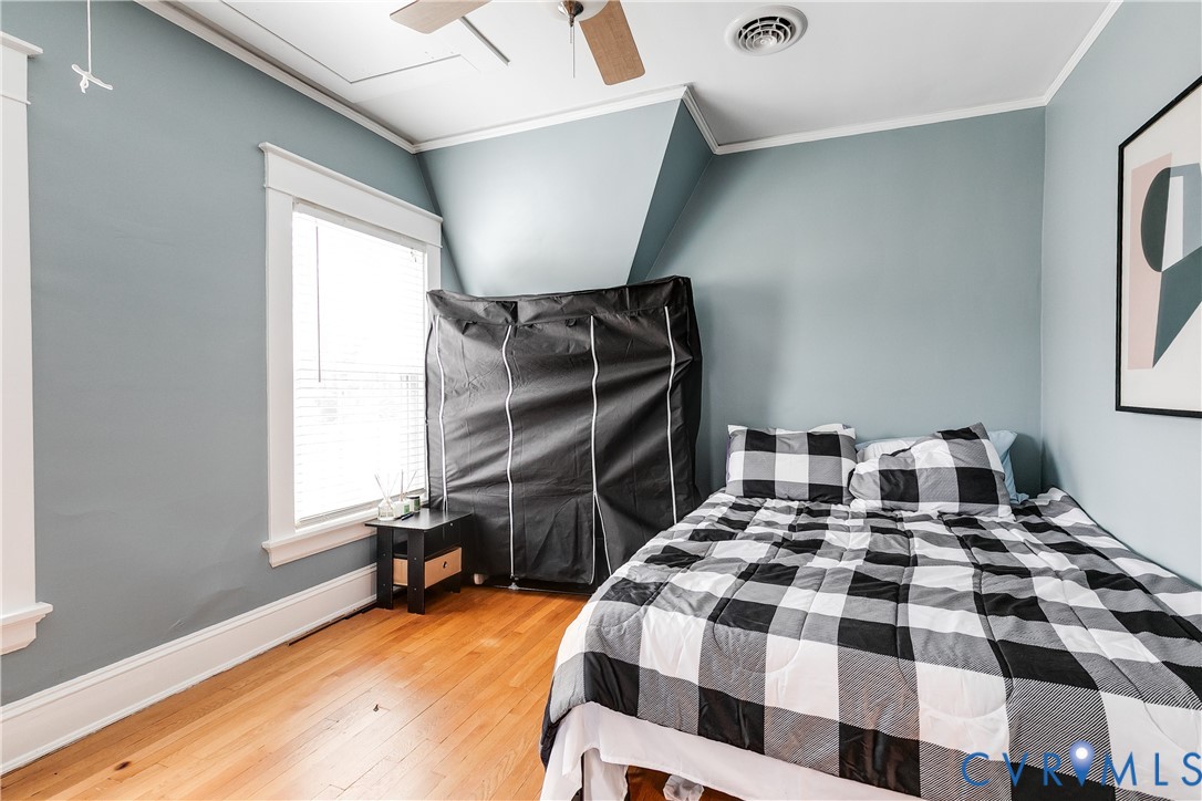 4809 E Seminary Ave