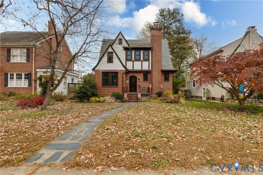 4809 E Seminary Ave