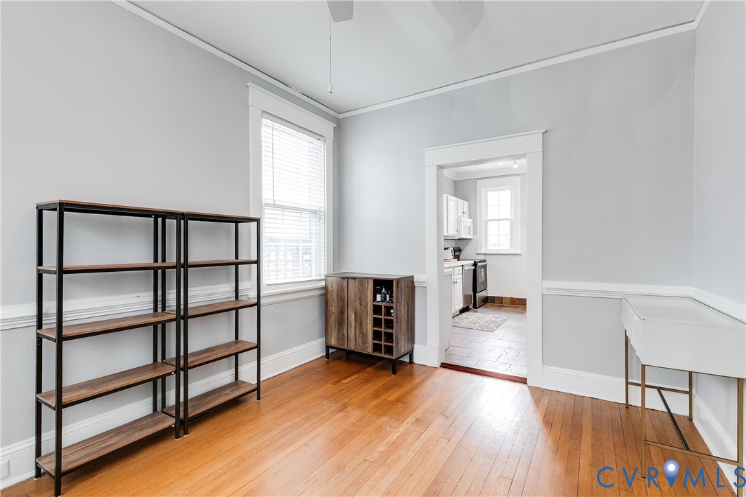 4809 E Seminary Ave