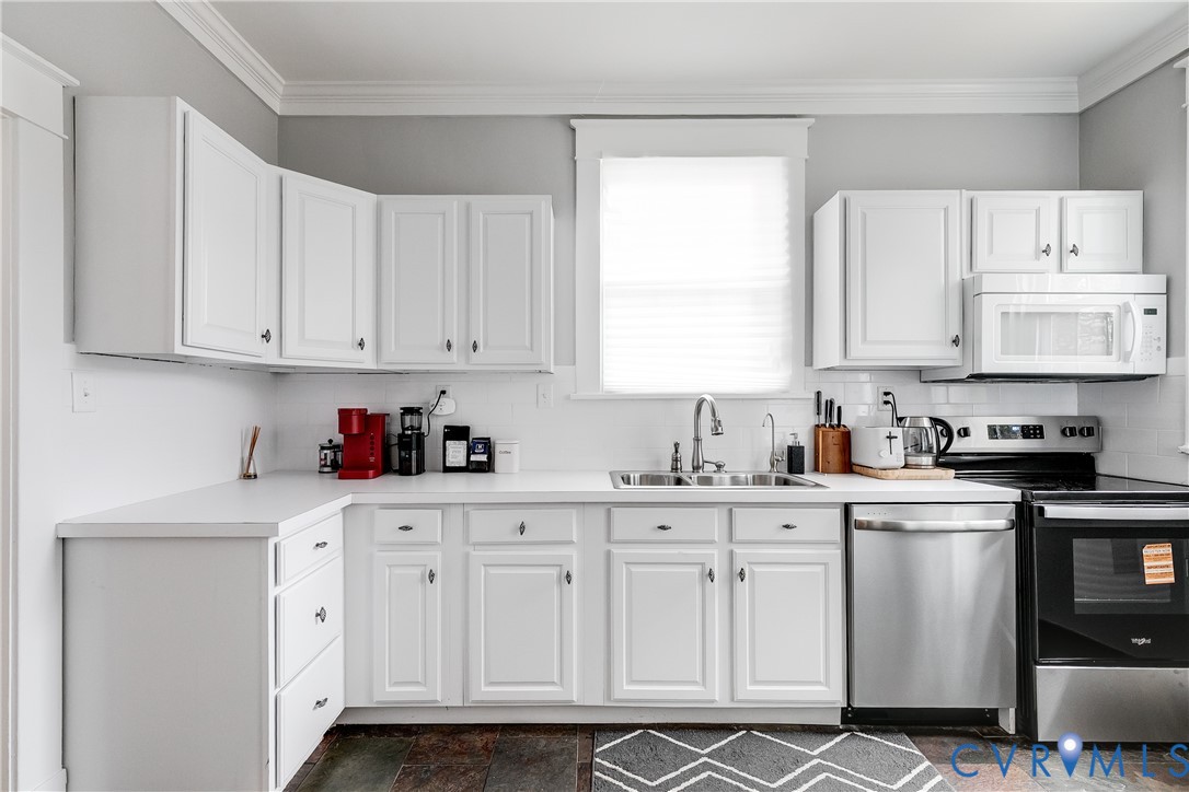 4809 E Seminary Ave