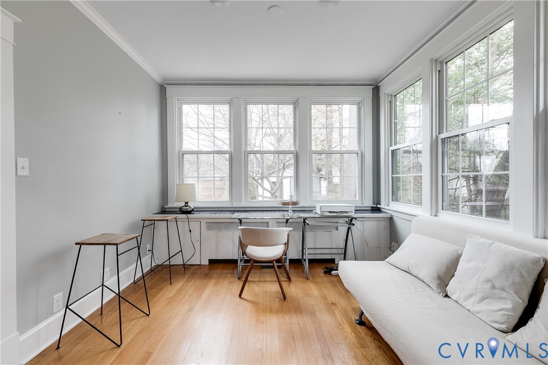 4809 E Seminary Ave