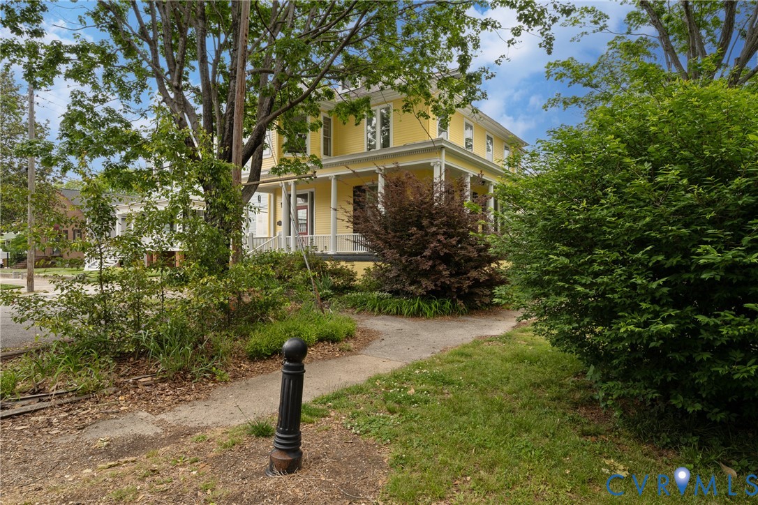 243 S ADAMS St