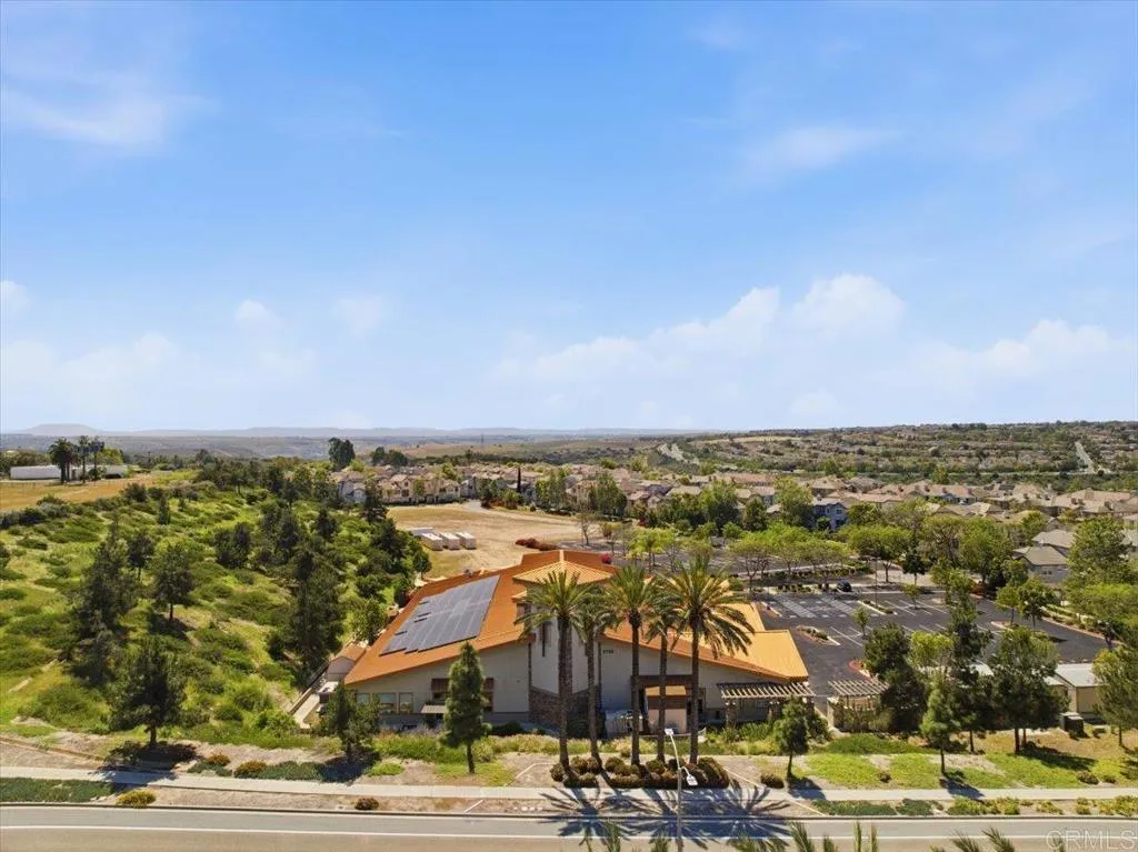 2725 Apricot Court