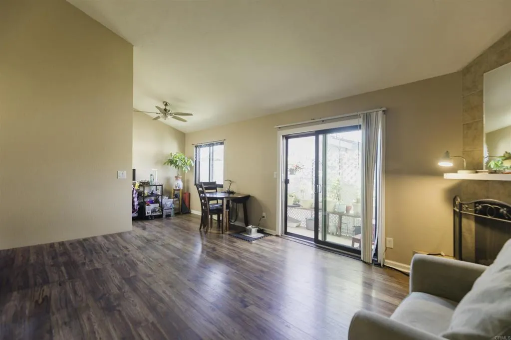 12650 Lakeshore Dr Unit 160