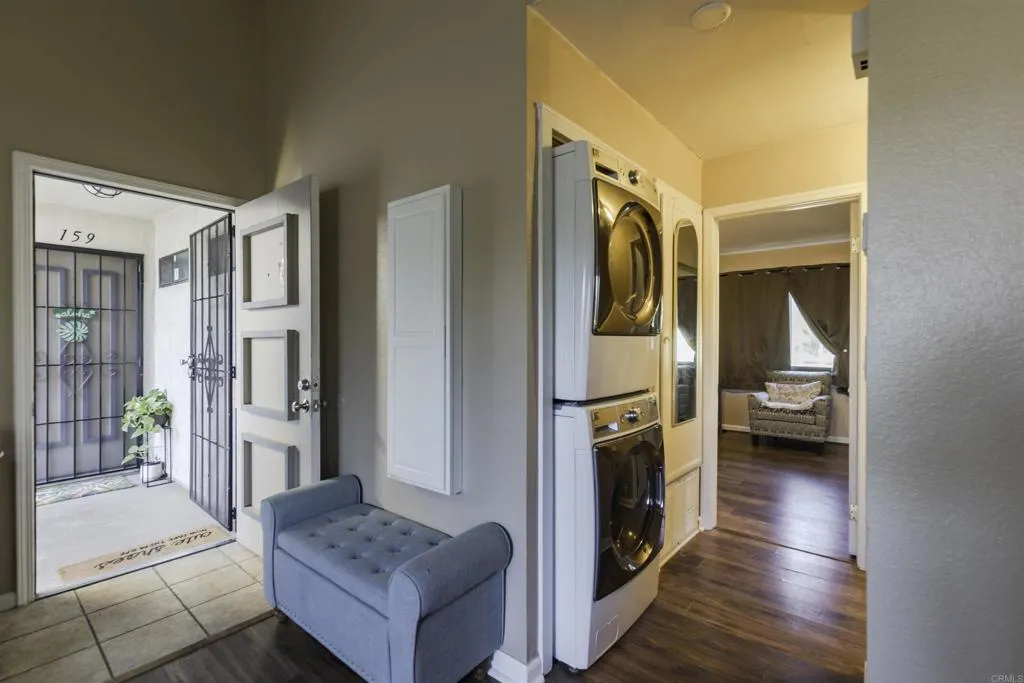 12650 Lakeshore Dr Unit 160