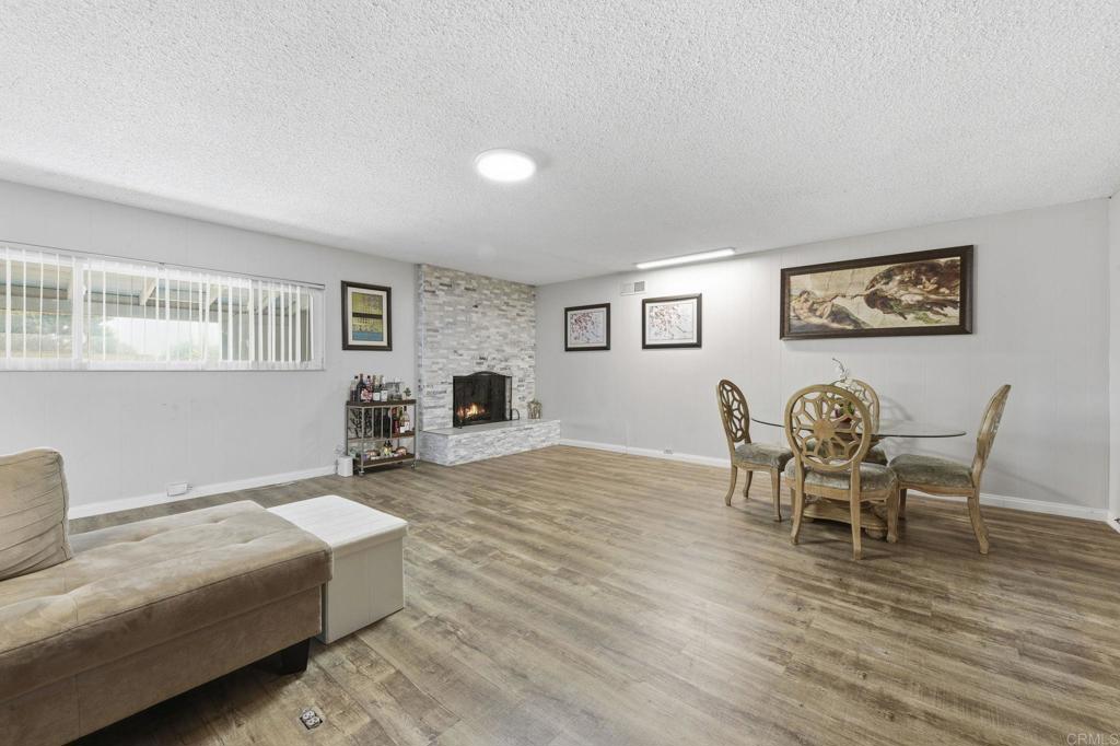 646 El Rancho Dr