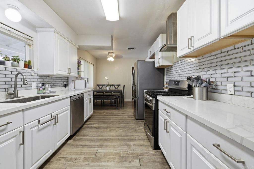 646 El Rancho Dr