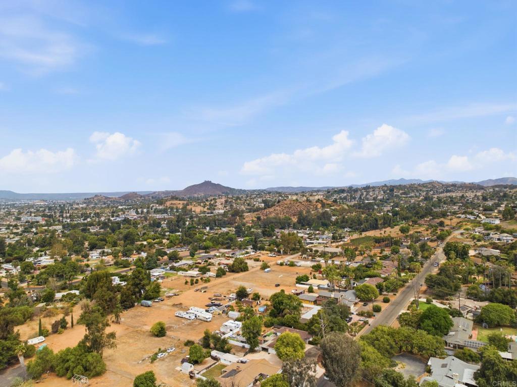 646 El Rancho Dr