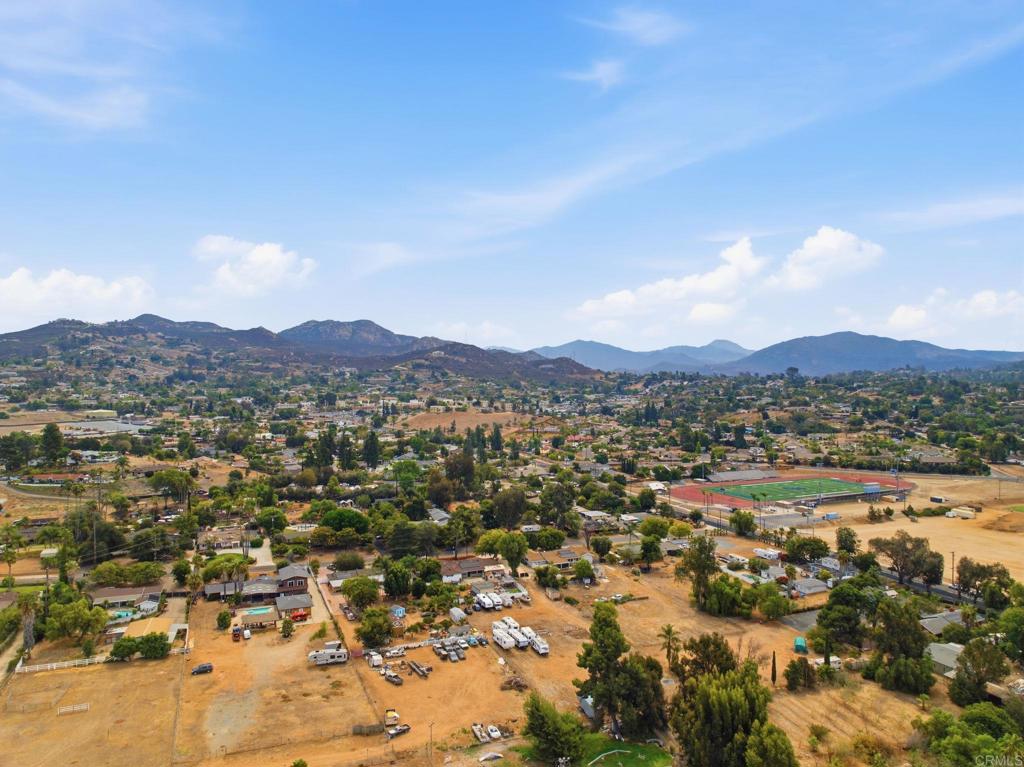 646 El Rancho Dr