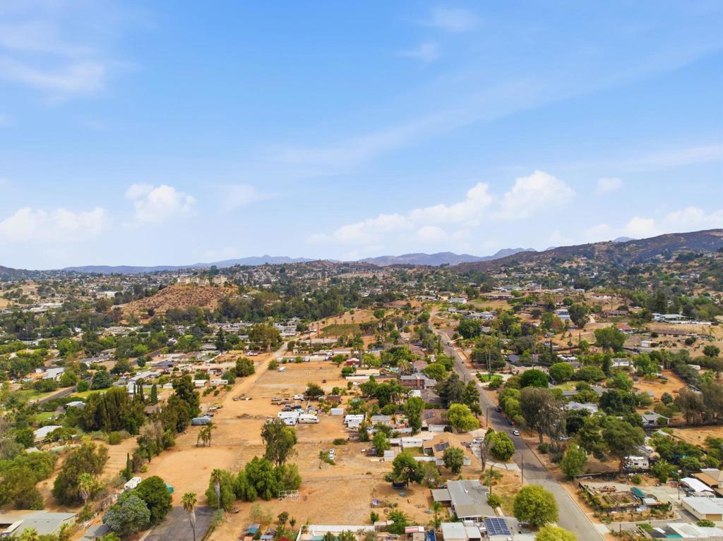 646 El Rancho Dr