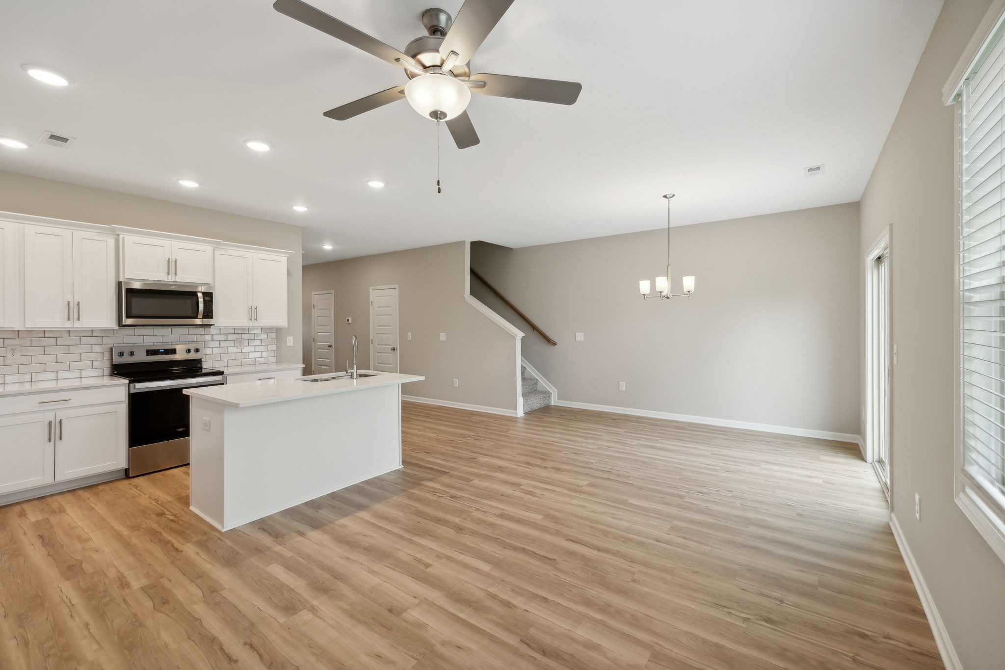 311 Carver Connection