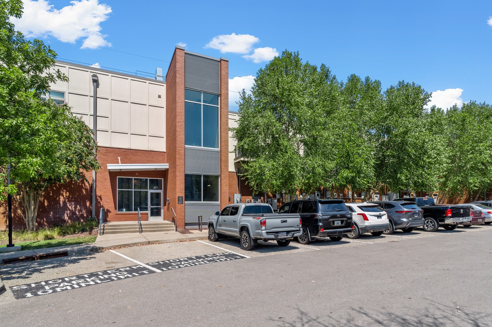 601 Sylvan Heights Way Unit: 211