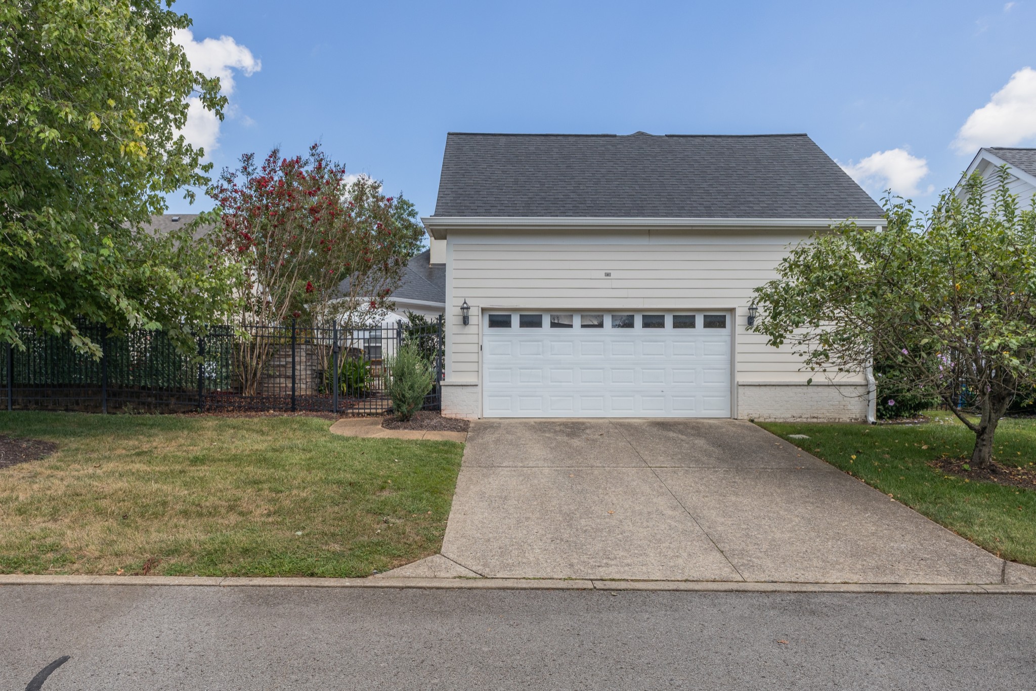 547 Marigold Dr
