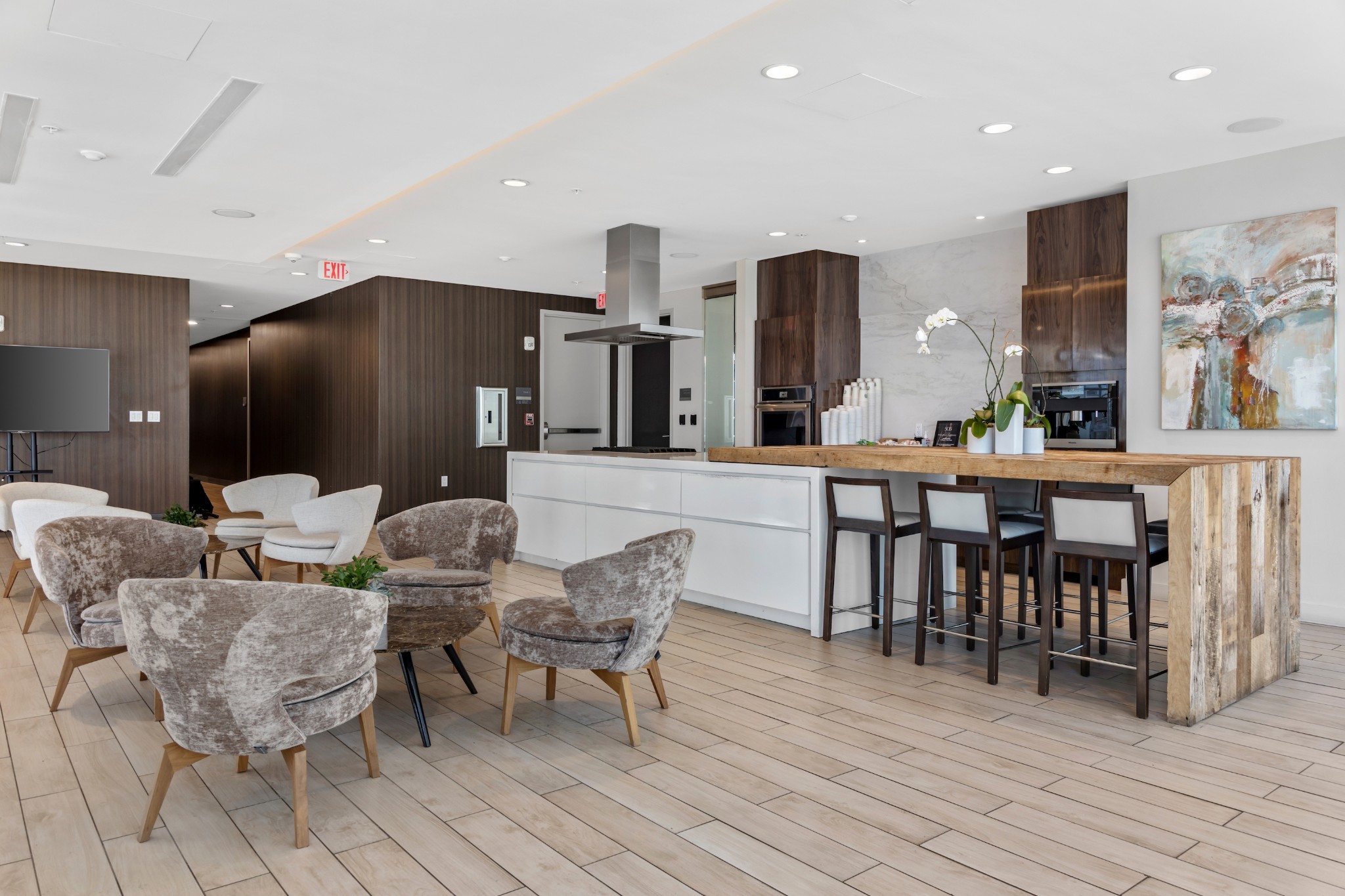 515 Church St Unit: 3102