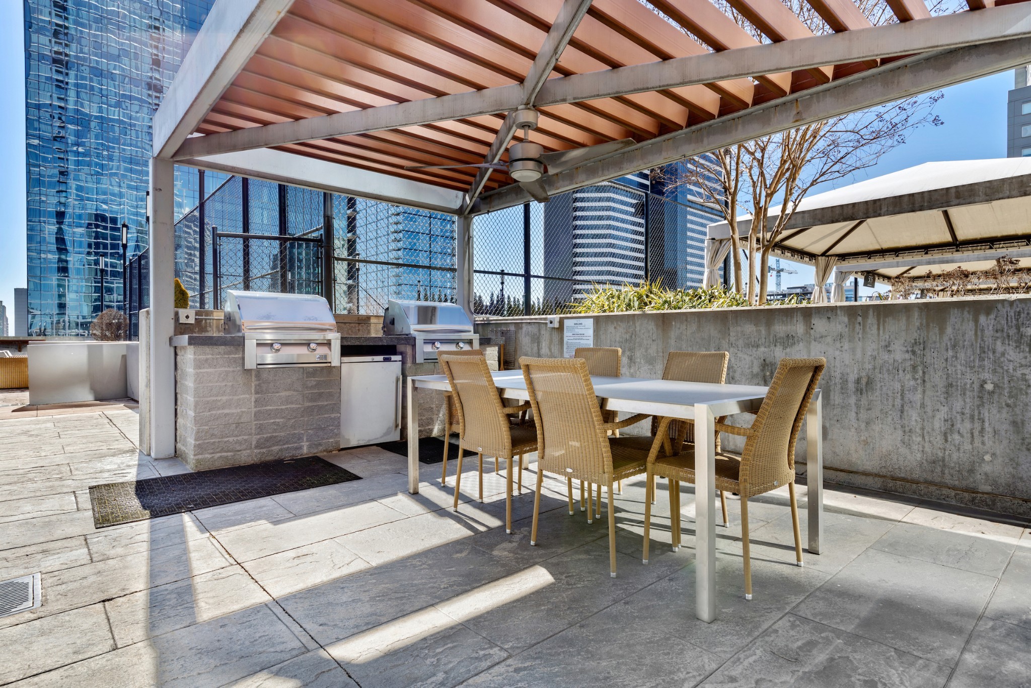 515 Church St Unit: 3102