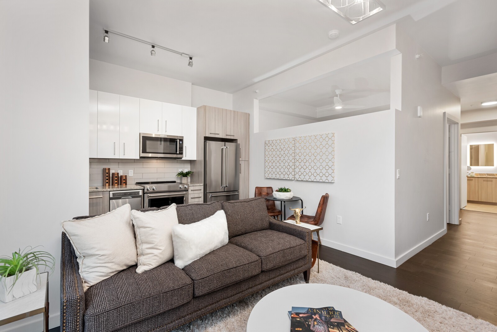 515 Church St Unit: 3102