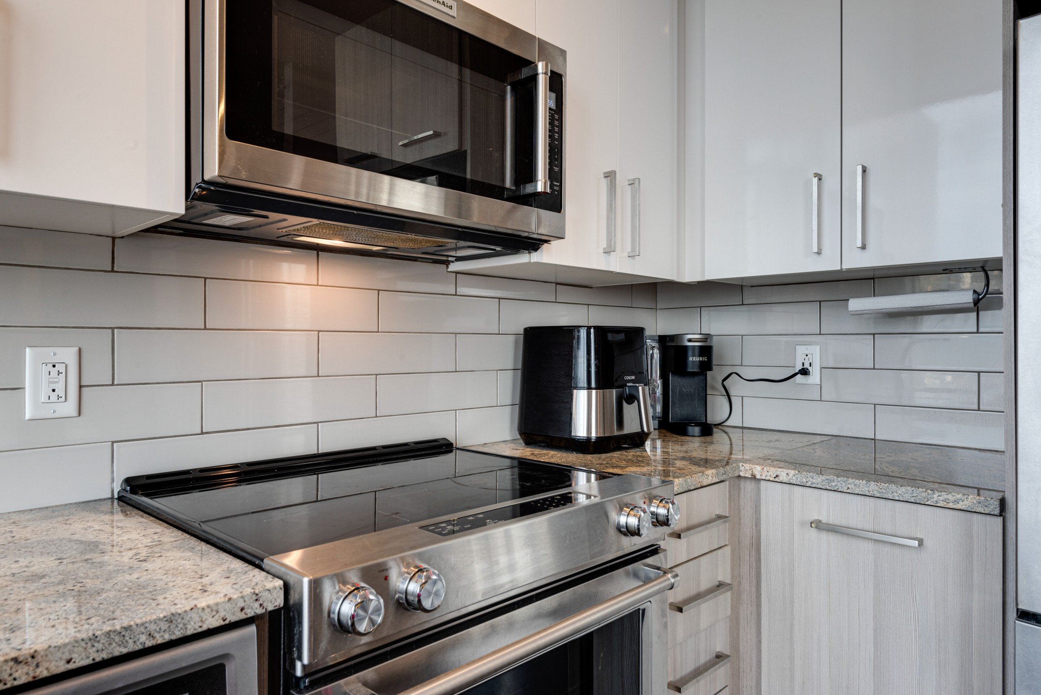 515 Church St Unit: 3102