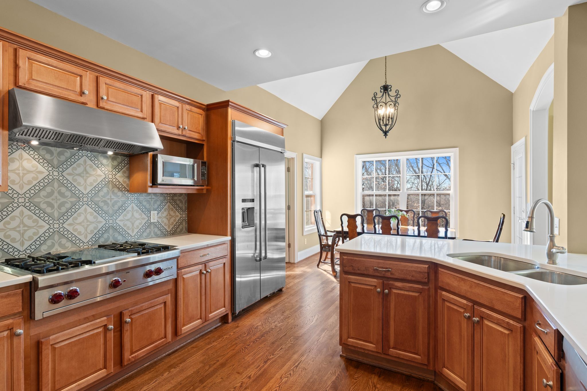 6016 Woodland Hills Dr